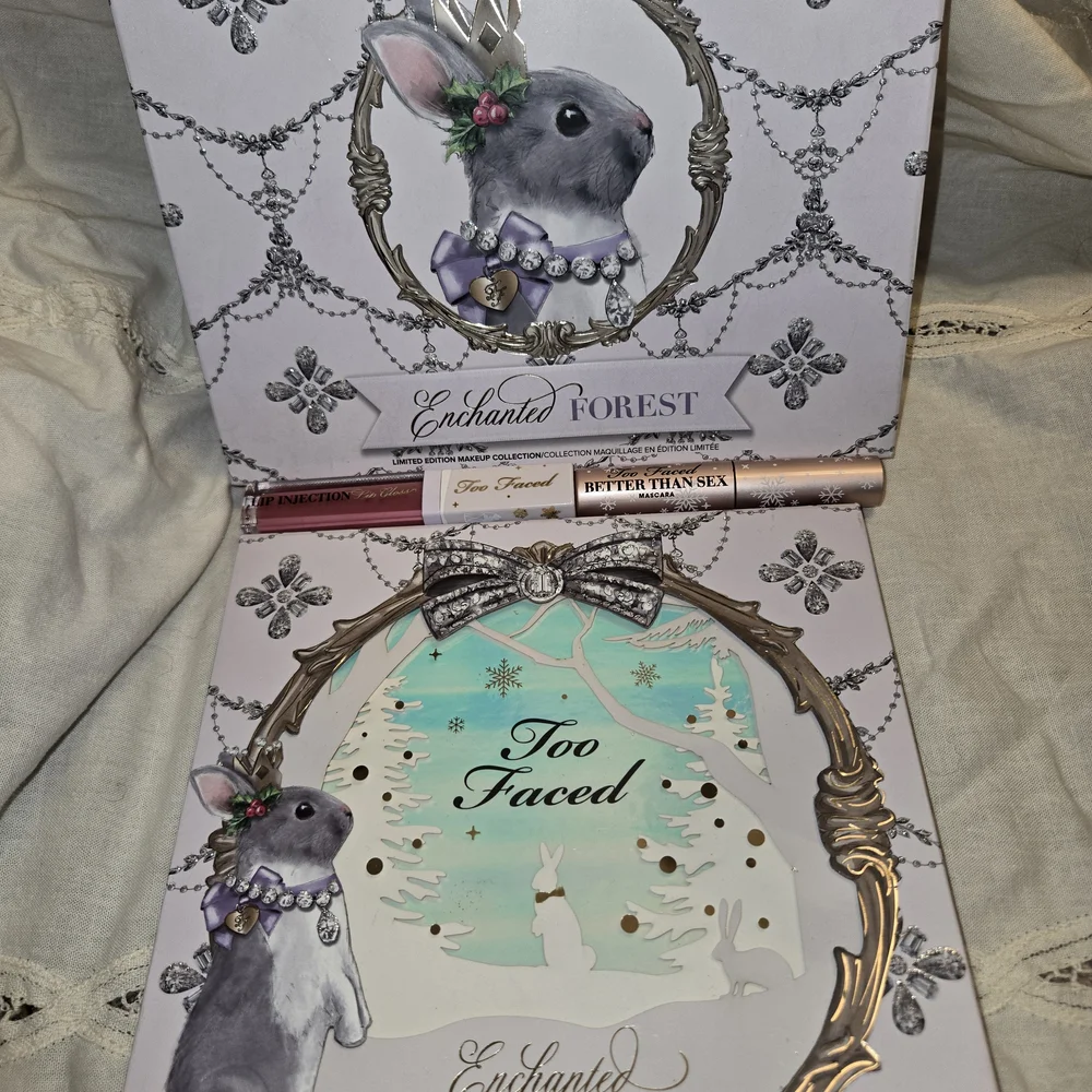 🐰Too Faced "Enchanted Forest" Makeup Palette🐰 - Picture 3 of 5